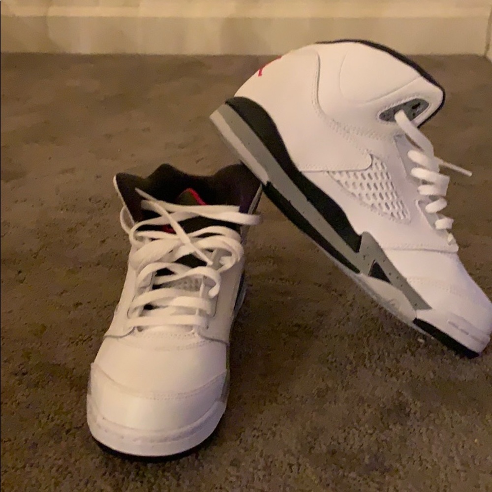 Jordan 5’s - Retro White Cement